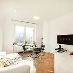 Boya Zelenskiego 4A - Better Rental